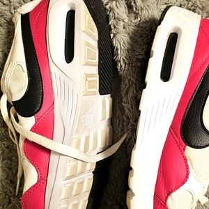 Women Nike Size 11